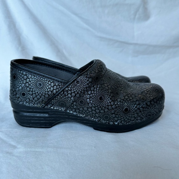 Dansko clogs - Picture 2 of 3